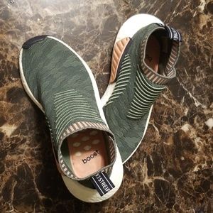 adidas NMD sock shoe size 7😍😍